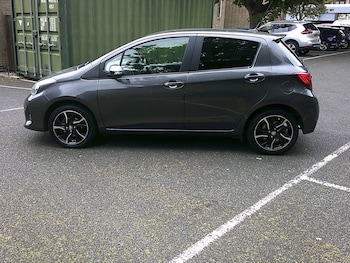 Used Toyota Yaris 2016 for sale - 78642008: Photo