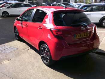 Used Toyota Yaris 2016 for sale - 74537088: Photo