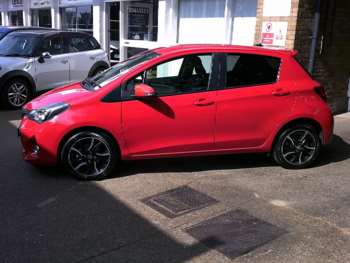 Used Toyota Yaris 2016 for sale - 74537088: Photo