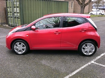Used Toyota AYGO 2015 for sale - 77789758: Photo