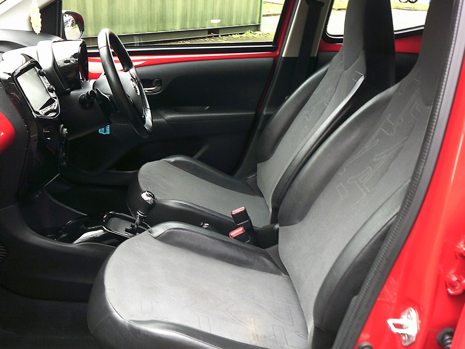 Used Toyota AYGO 2015 for sale - 77789758: Photo 6