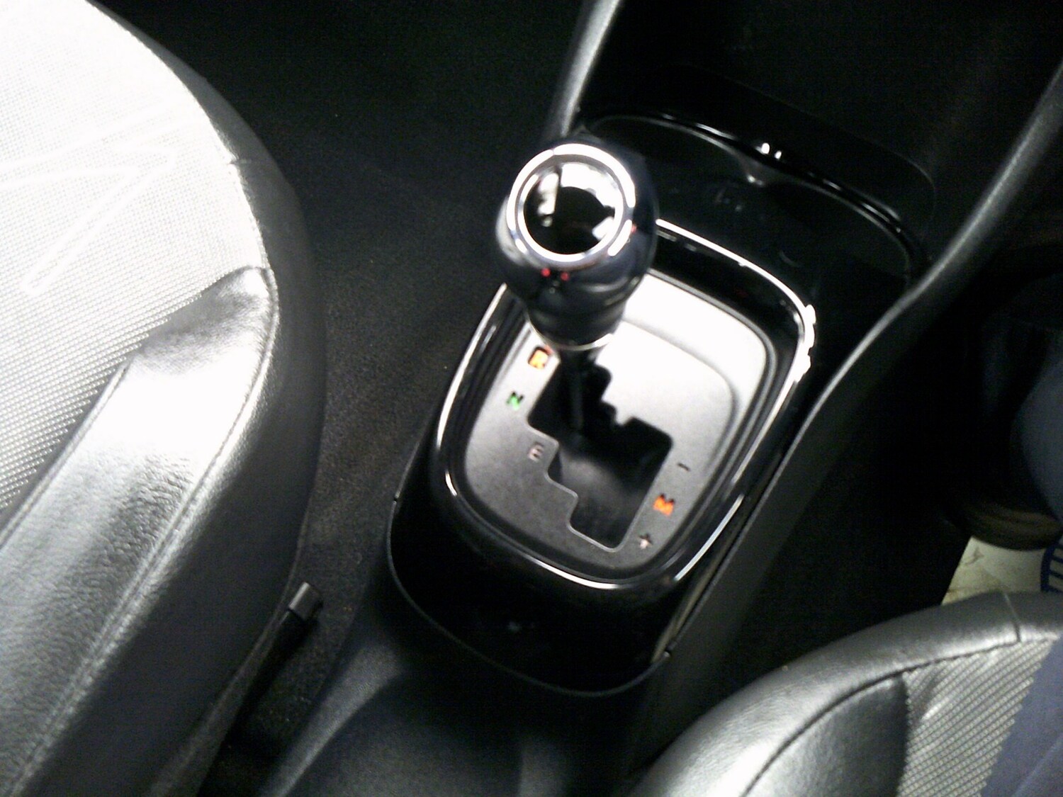 Used Toyota AYGO 2015 for sale - 77789758: Photo 9