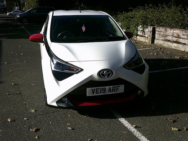 Used Toyota AYGO 2019 for sale - 76063984: Photo 2