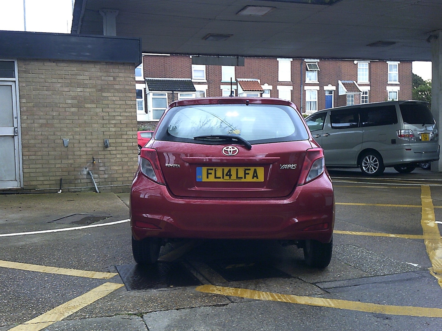 Used Toyota Yaris 2014 for sale - 77206943: Photo 4