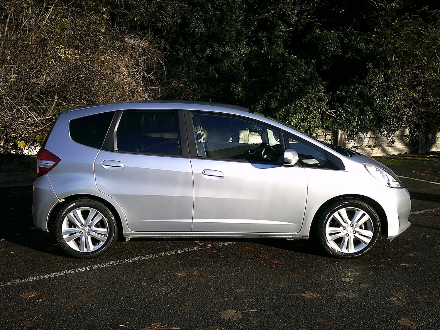 Used Honda Jazz 2014 for sale - 76792938: Photo 2