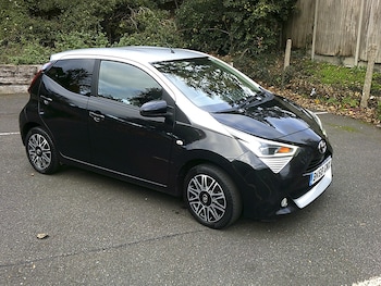 2018 (68) - 1.0 VVT-i X-Clusiv 5dr x-shift