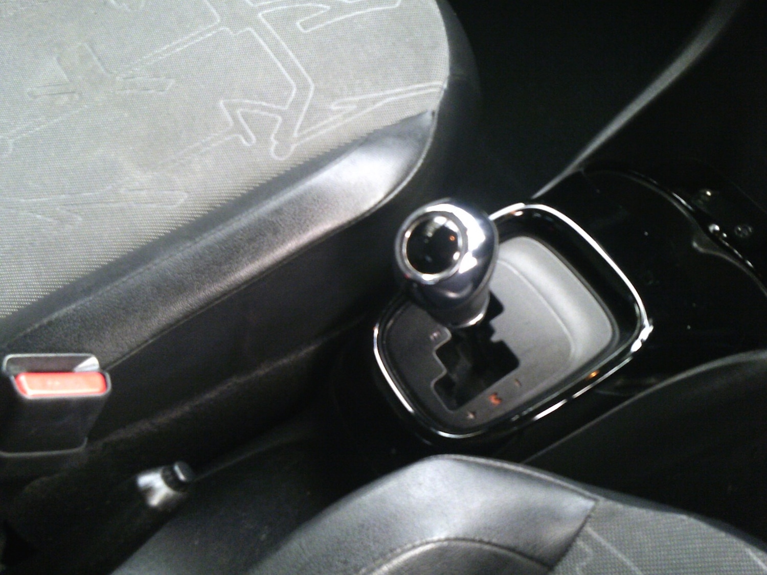 Used Toyota AYGO 2018 for sale - 76374237: Photo 8