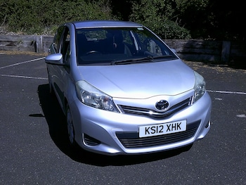 Used Toyota Yaris 2012 for sale - 78436099: Photo