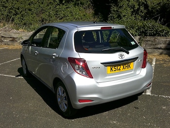 Used Toyota Yaris 2012 for sale - 78436099: Photo