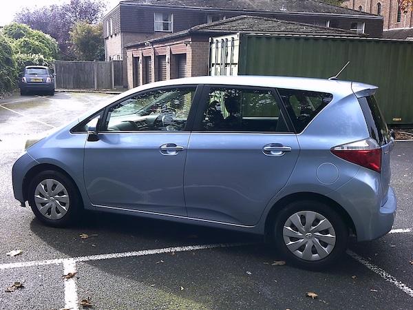 Used Toyota Verso 2011 for sale - 76254988: Photo 3