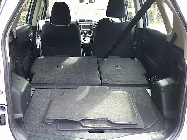 Used Toyota Verso 2011 for sale - 76254988: Photo 6