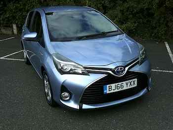 Used Toyota Yaris 2016 for sale - 79788677: Photo