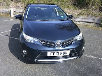 Used Toyota Auris 2013 for sale - 77917832: Photo