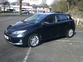 Used Toyota Auris 2013 for sale - 77917832: Photo