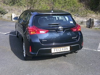 Used Toyota Auris 2013 for sale - 77917832: Photo
