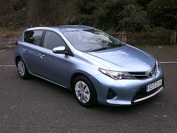 2013 (13) - 1.33 Dual VVTi Active 5dr