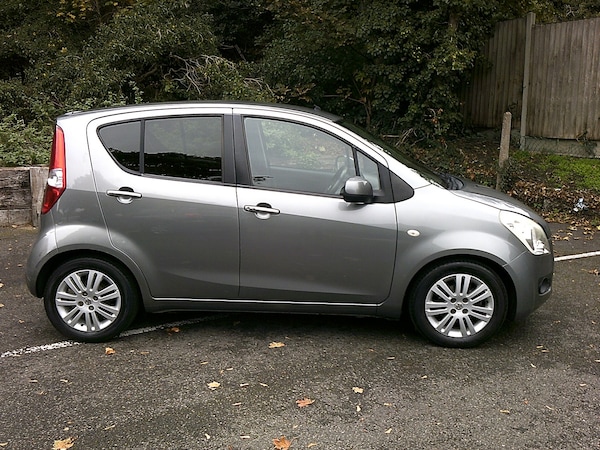 Used Suzuki Splash 2011 for sale - 76255104: Photo 2