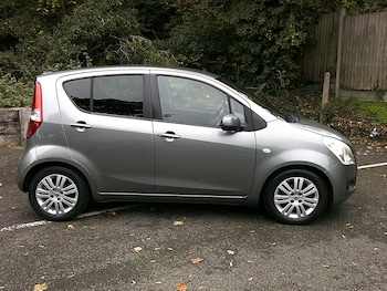 Used Suzuki Splash 2011 for sale - 76255104: Photo 2
