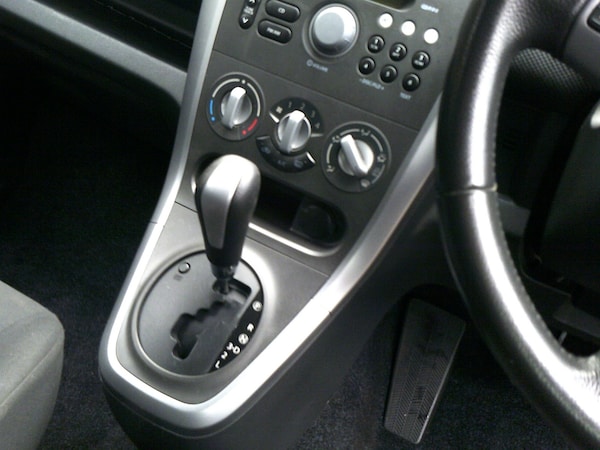 Used Suzuki Splash 2011 for sale - 76255104: Photo 8
