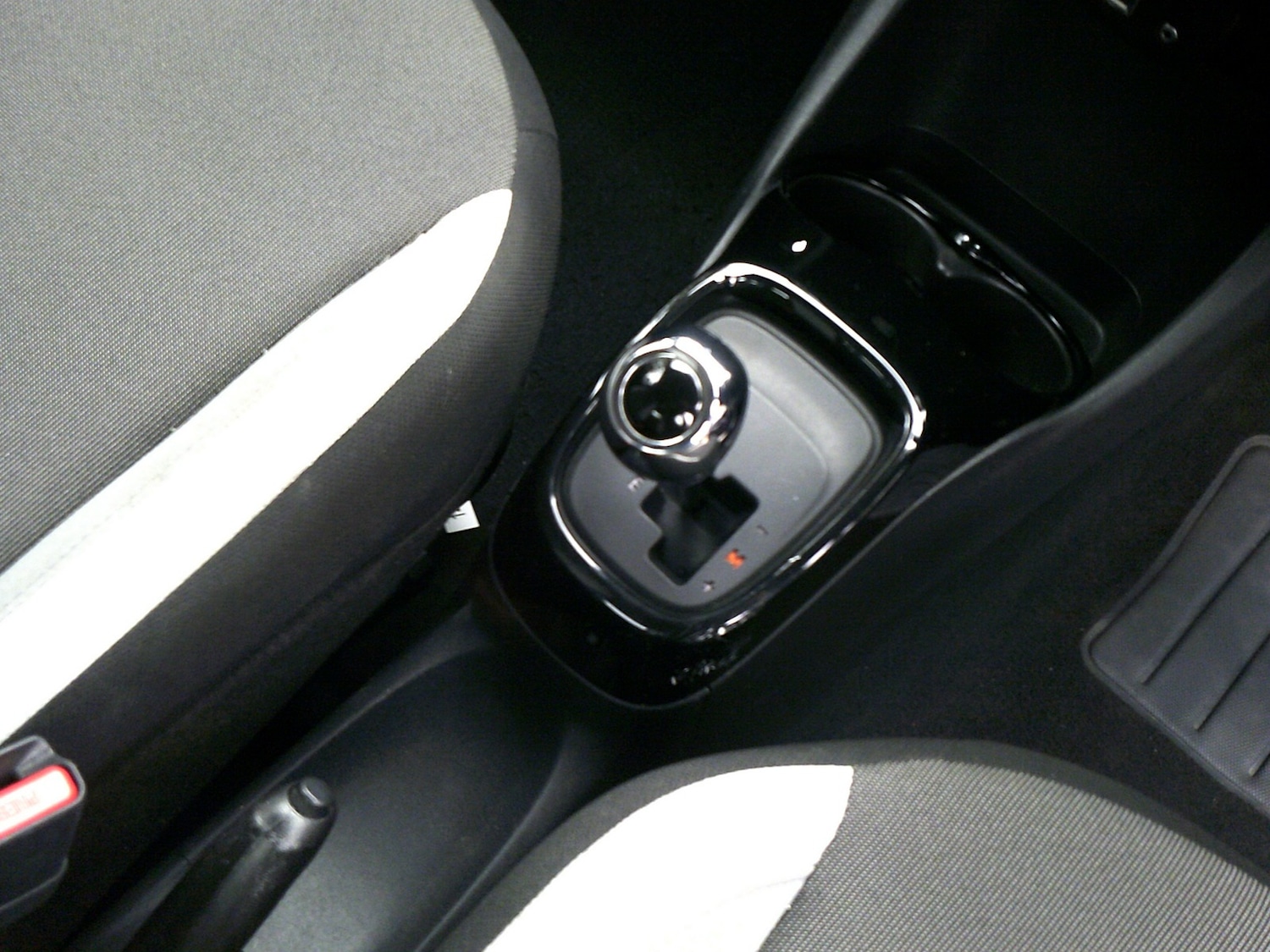 Used Toyota AYGO 2014 for sale - 76276039: Photo 7