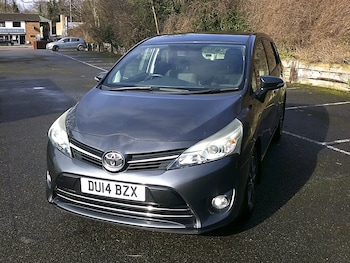 Used Toyota Verso 2014 for sale - 77639522: Photo