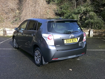 Used Toyota Verso 2014 for sale - 77639522: Photo