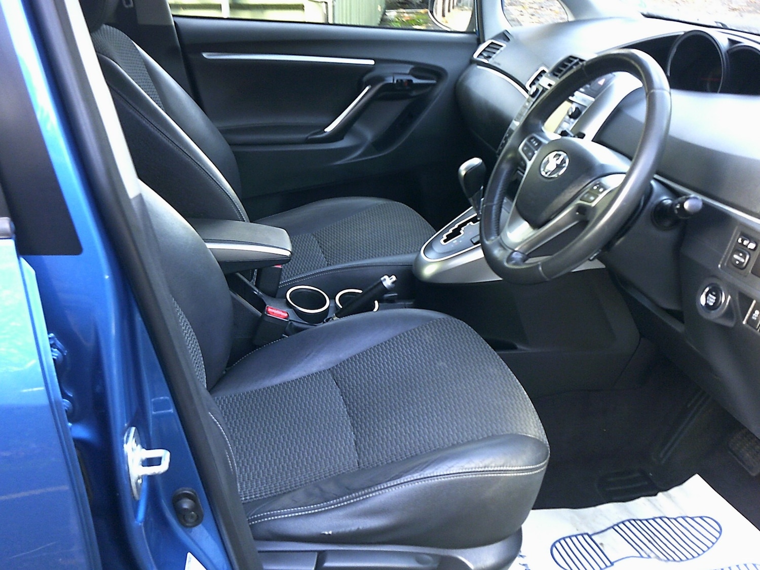 Used Toyota Verso 2013 for sale - 76384262: Photo 11