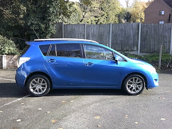 Used Toyota Verso 2013 for sale - 76384262: Photo