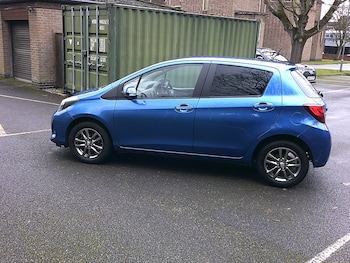 Used Toyota Yaris 2014 for sale - 77542549: Photo