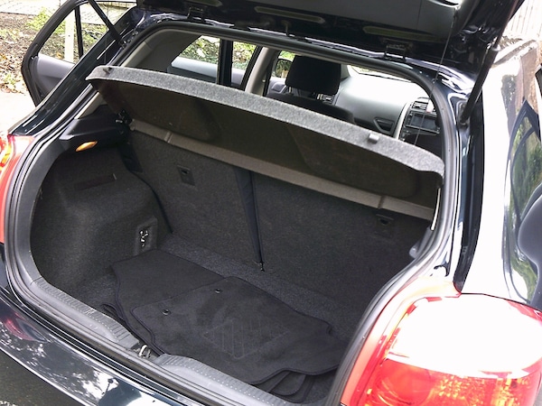 Used Toyota Auris 2012 for sale - 76220381: Photo 8