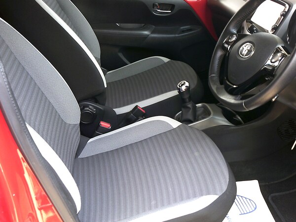 Used Toyota AYGO 2018 for sale - 75179330: Photo 7