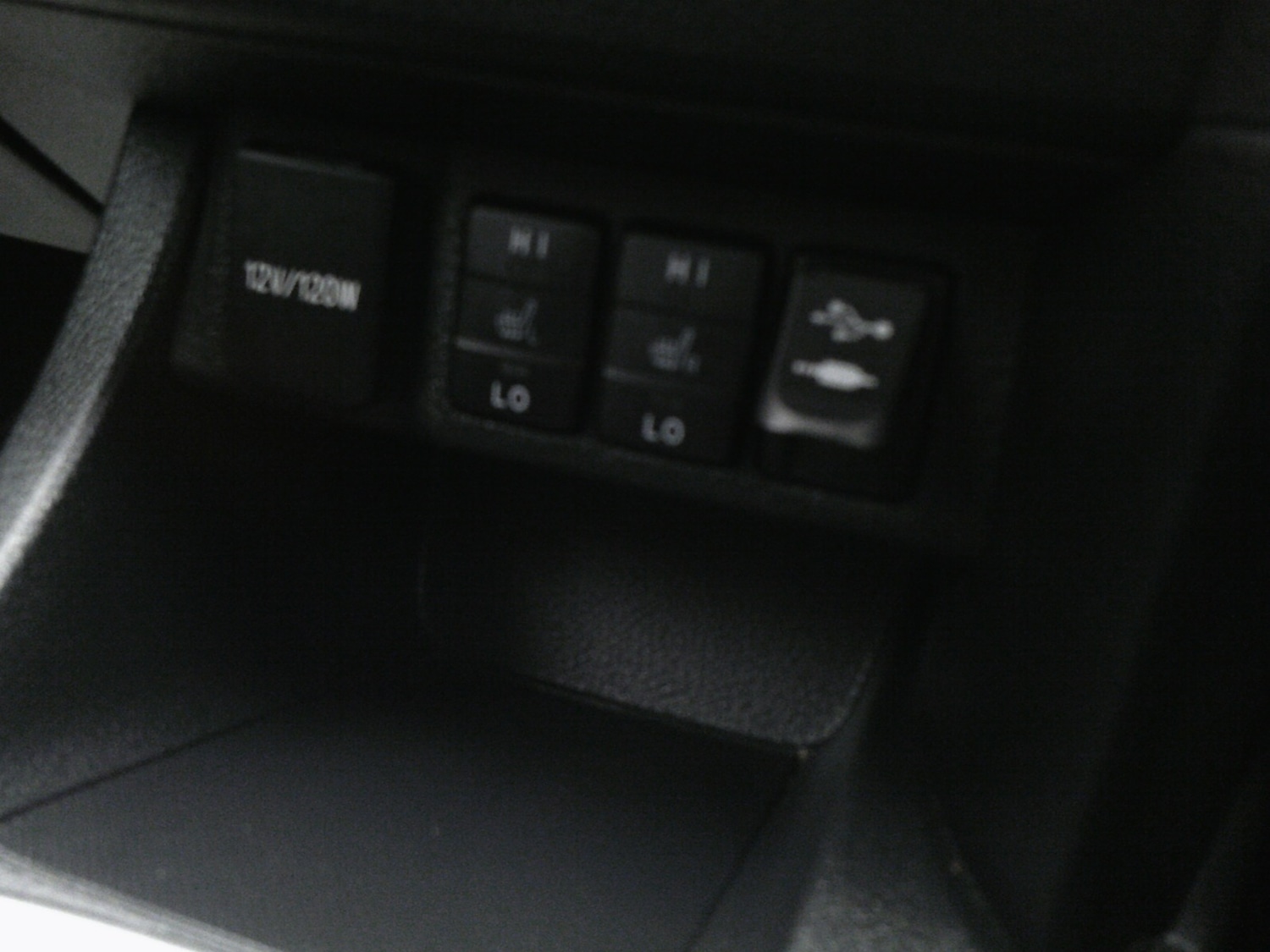 Used Toyota Auris 2015 for sale - 76765037: Photo 10