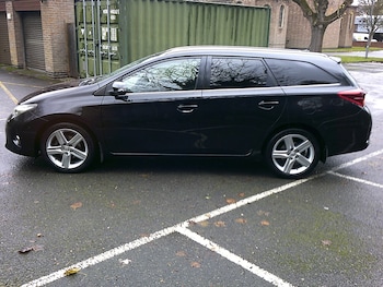 Used Toyota Auris 2015 for sale - 76765037: Photo