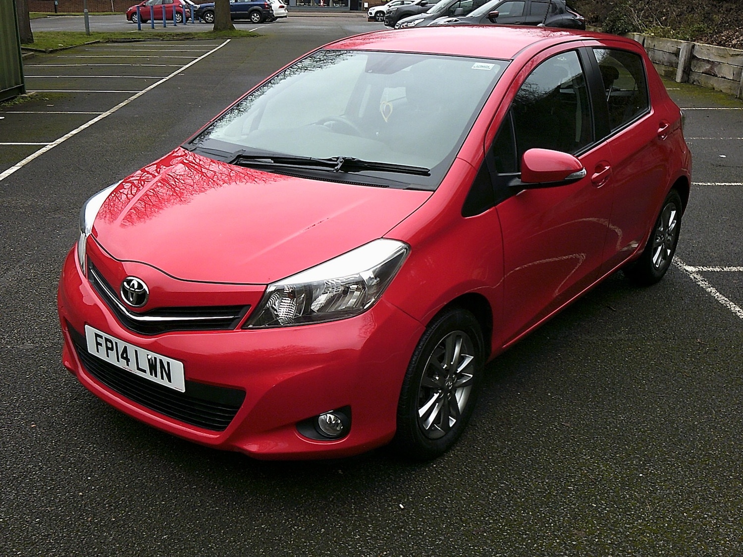 Used Toyota Yaris 2014 for sale - 77283897: Photo 2