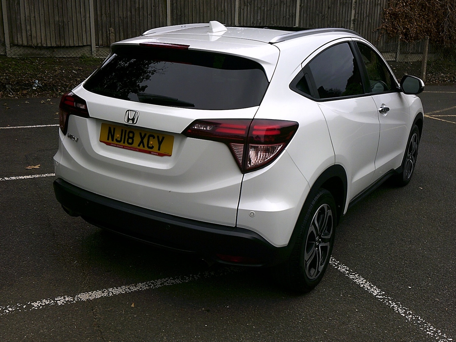 Used Honda HR-V 2018 for sale - 76142640: Photo 3