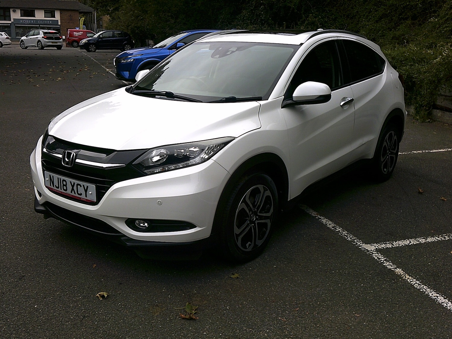 Used Honda HR-V 2018 for sale - 76142640: Photo 4
