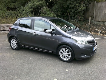 Toyota - Yaris