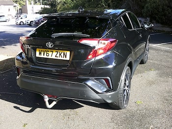 Used Toyota C-HR 2017 for sale - 79661116: Photo