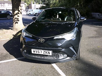 Used Toyota C-HR 2017 for sale - 79661116: Photo