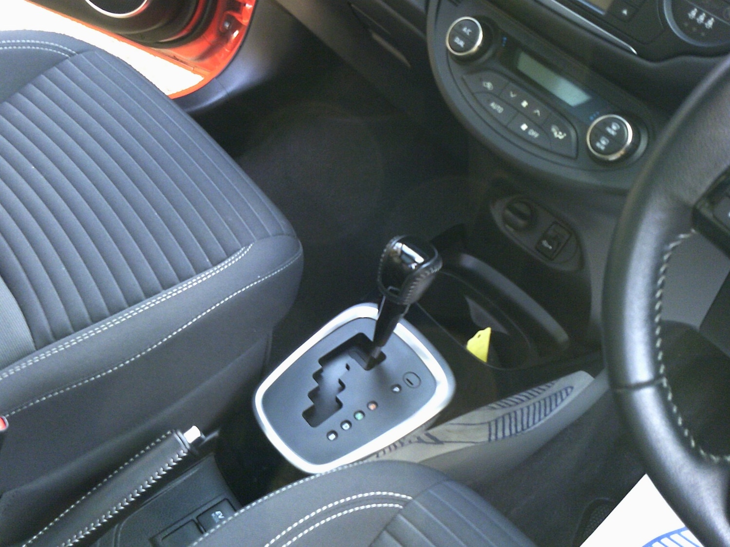 Used Toyota Yaris 2016 for sale - 76413370: Photo 11