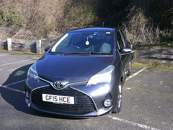 Used Toyota Yaris 2015 for sale - 77759064: Photo