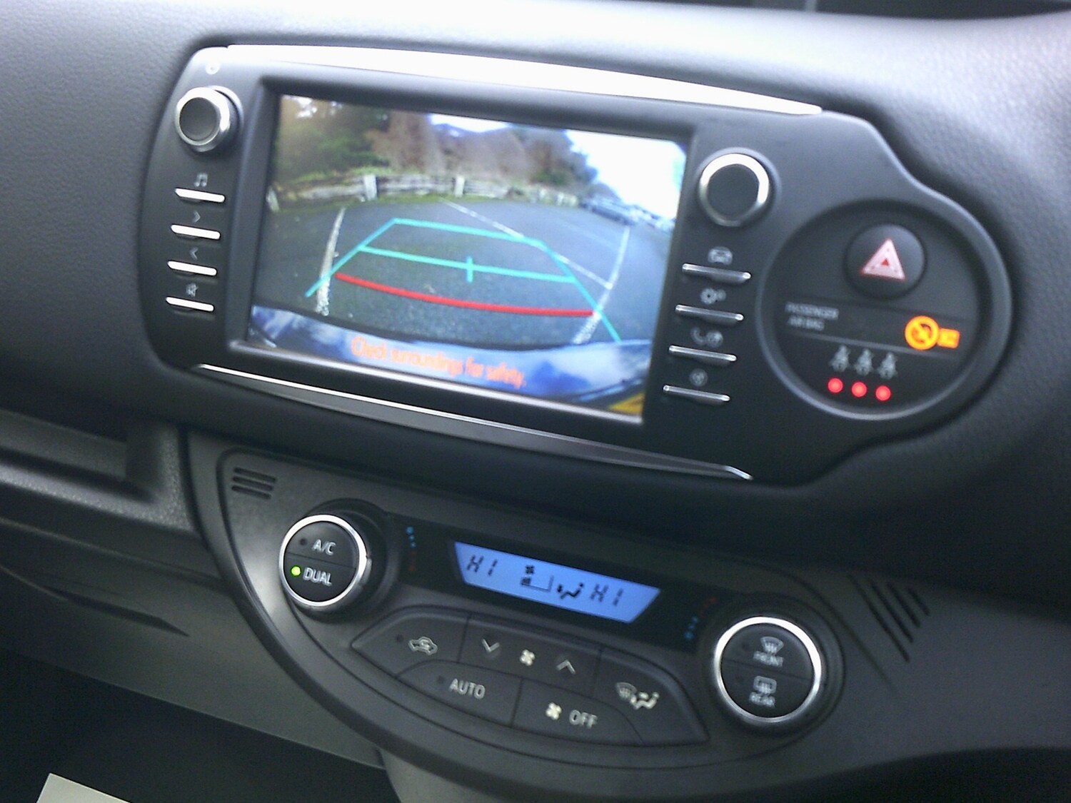 Used Toyota Yaris 2017 for sale - 77567751: Photo 10