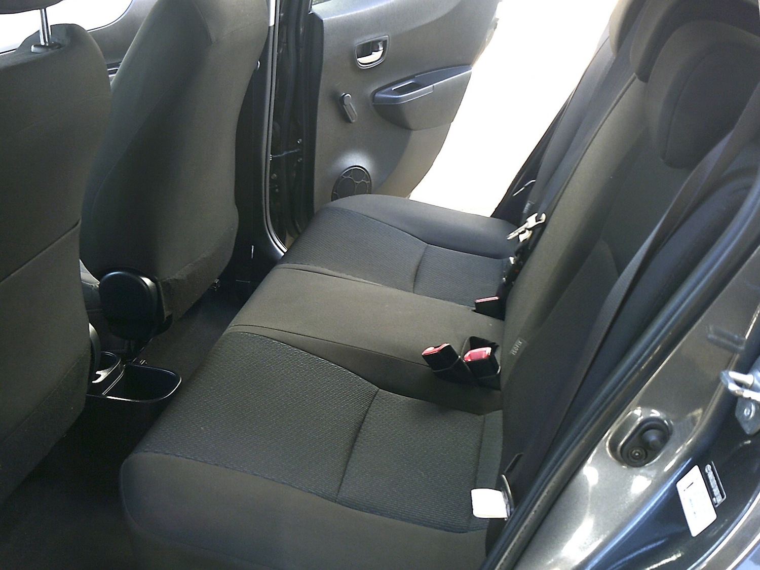 Used Toyota Yaris 2014 for sale - 77974273: Photo 6