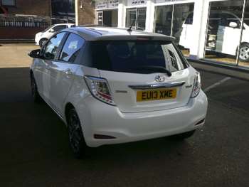 Used Toyota Yaris 2013 for sale - 74274288: Photo