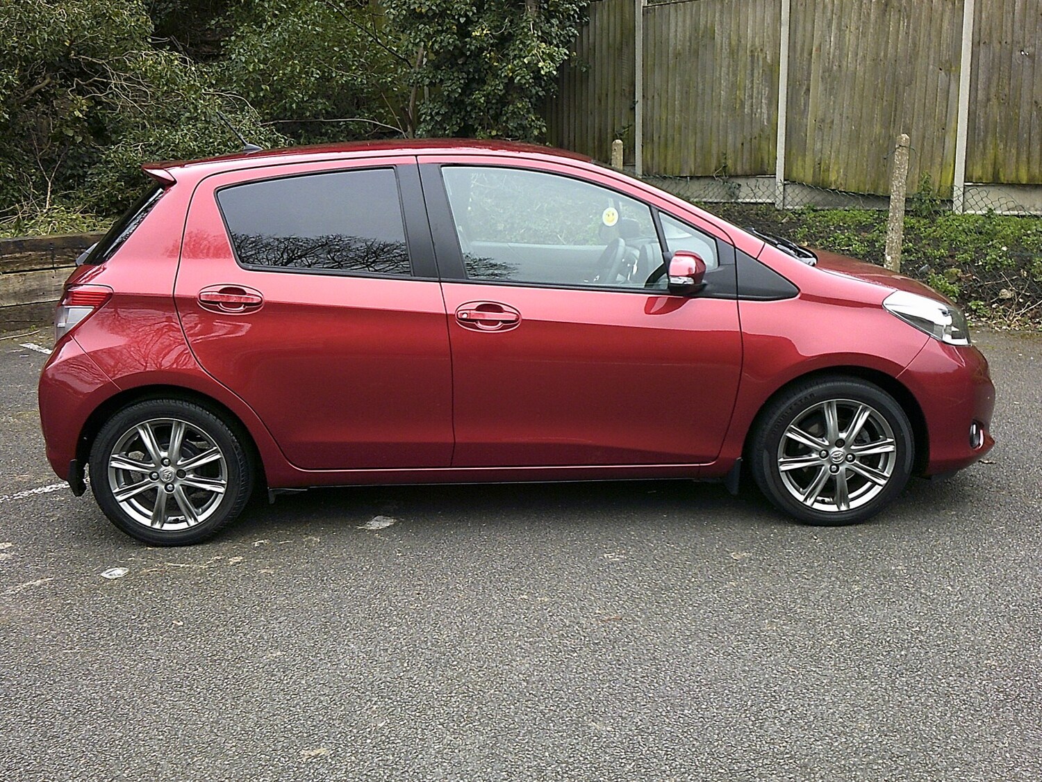 Used Toyota Yaris 2013 for sale - 77776410: Photo 3