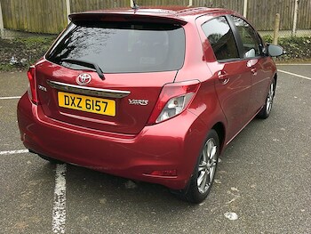 Used Toyota Yaris 2013 for sale - 77776410: Photo