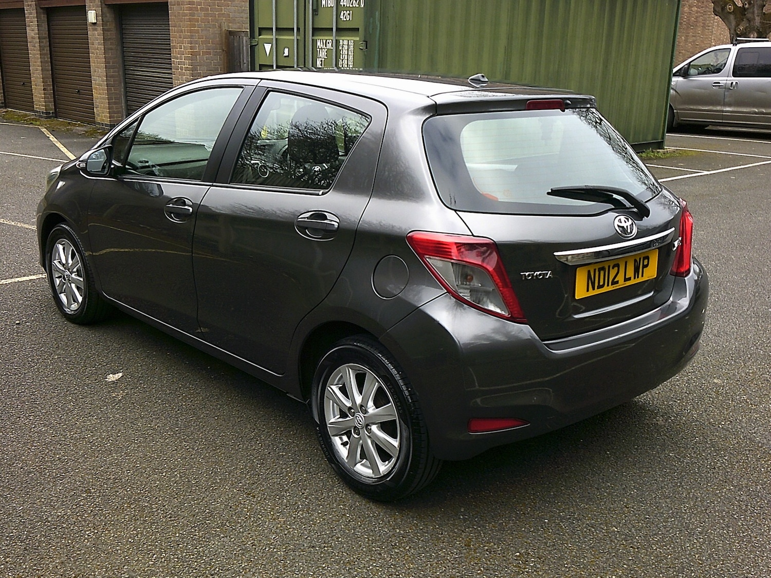 Used Toyota Yaris 2012 for sale - 77916206: Photo 3