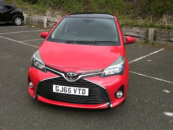 Used Toyota Yaris 2015 for sale - 78107062: Photo