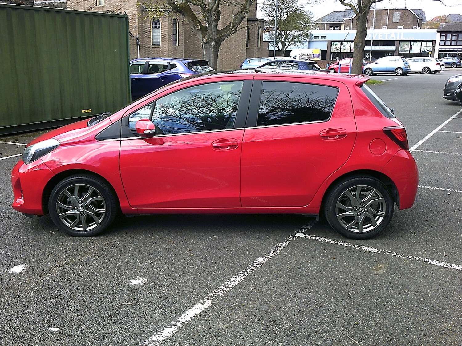 Used Toyota Yaris 2015 for sale - 78107062: Photo 3