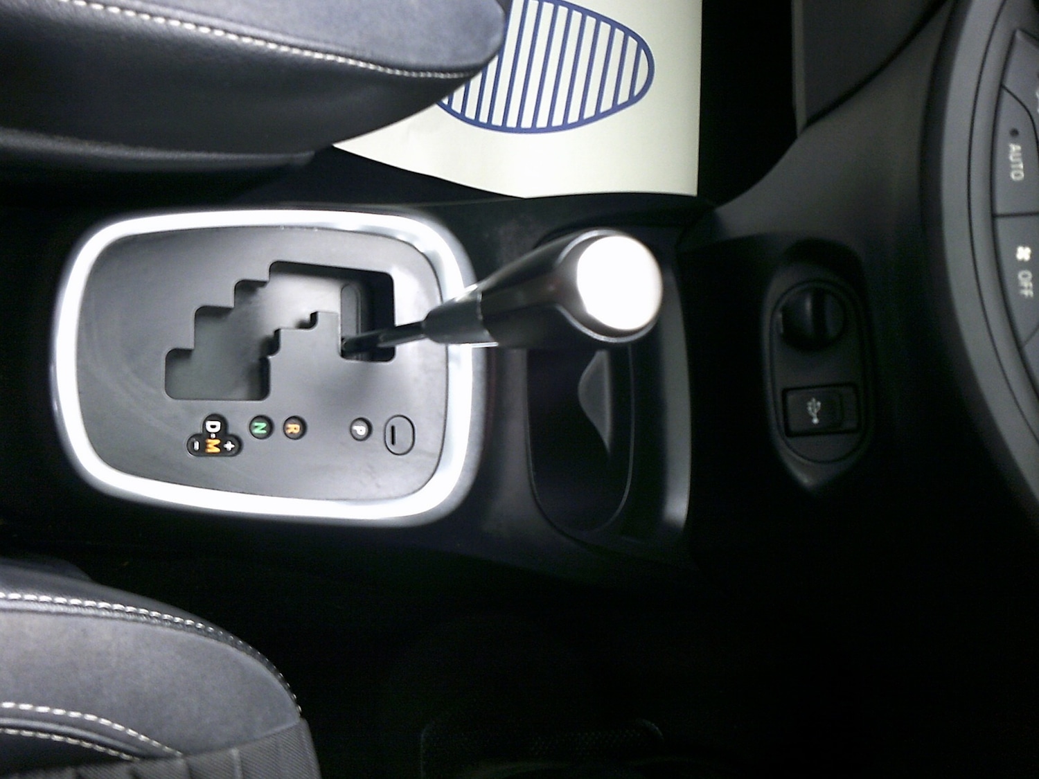 Used Toyota Yaris 2015 for sale - 78107062: Photo 8